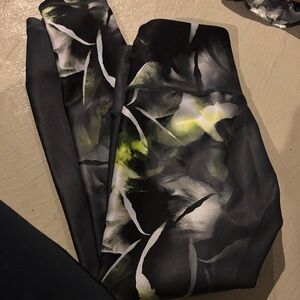 CALIA by Carrie Underwood Black and Green Leggings